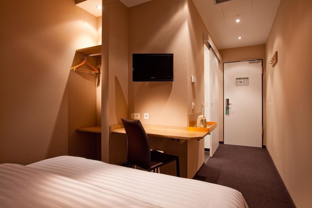 B&B Hotel Muenchen-Moosach 外观 照片