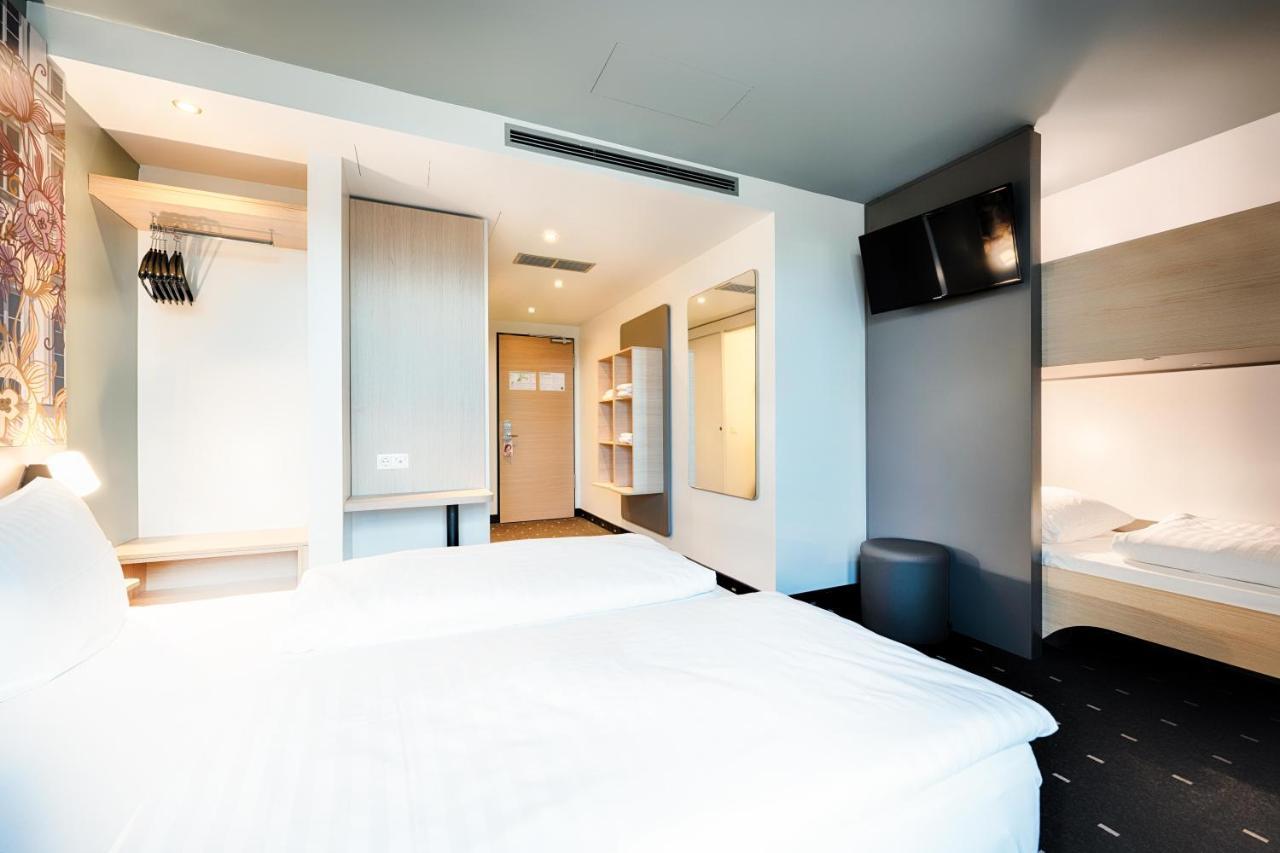 B&B Hotel Muenchen-Moosach 外观 照片