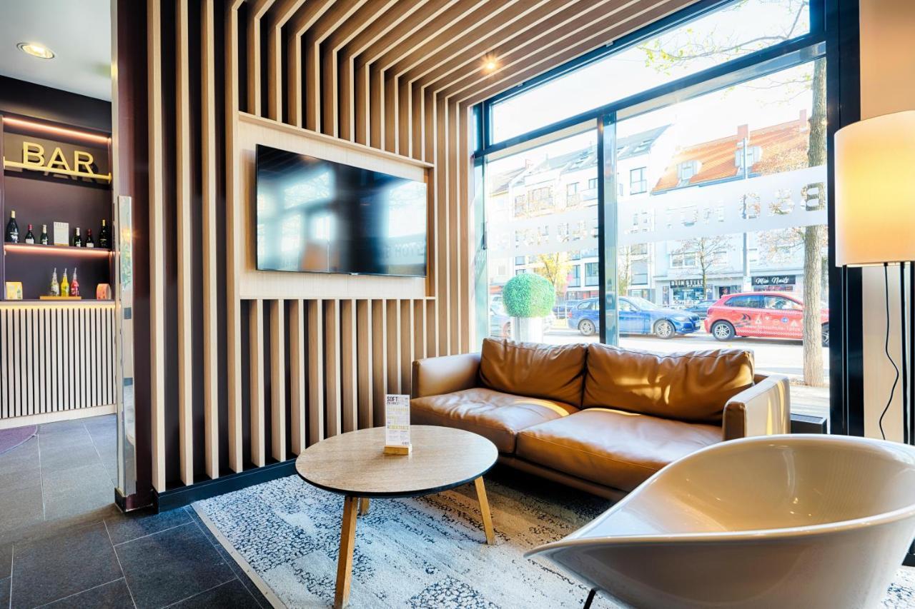 B&B Hotel Muenchen-Moosach 外观 照片