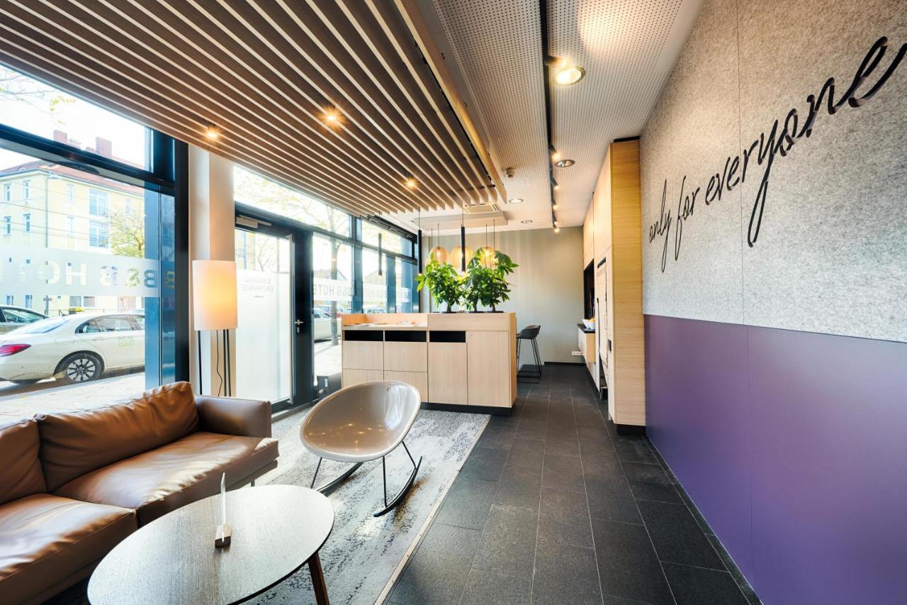 B&B Hotel Muenchen-Moosach 外观 照片