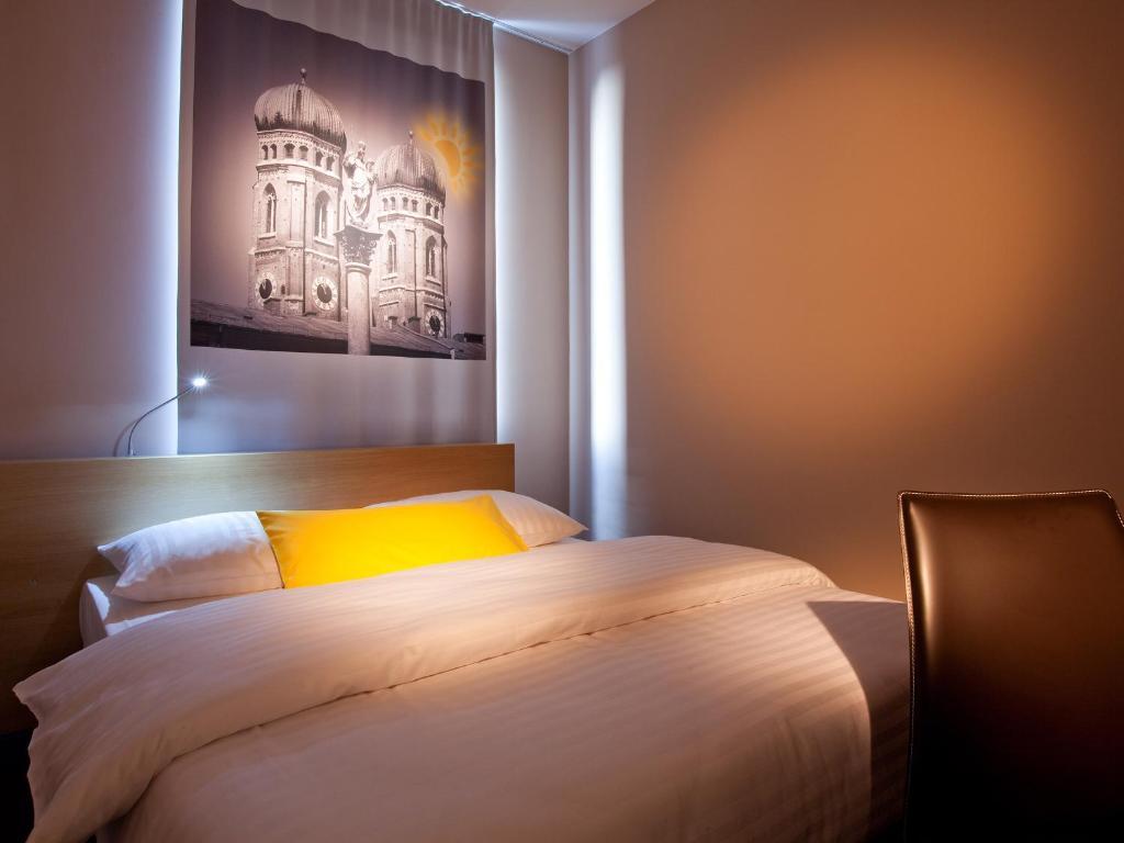B&B Hotel Muenchen-Moosach 外观 照片